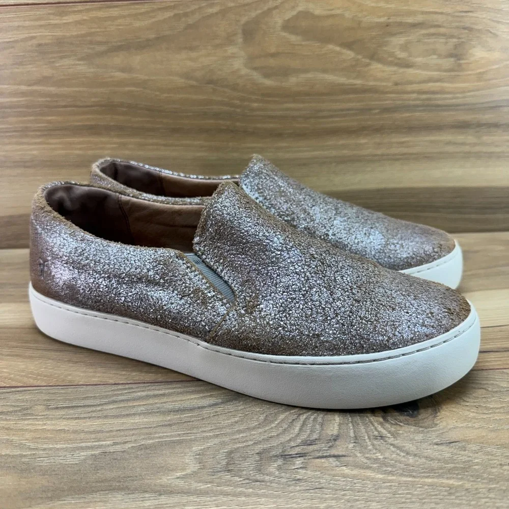 FRYE Crackled Leather Silver Over Tan Sneaker 9 M Platform Slip On Preppy Casual